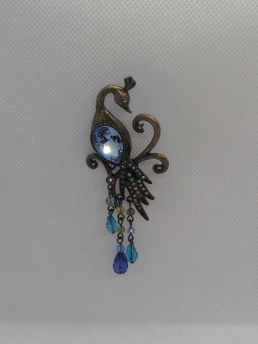 Avon Blue Crystal Peacock Brooch Pin - Vintage-Inspired Women's Jewelry - Picture 2 of 7